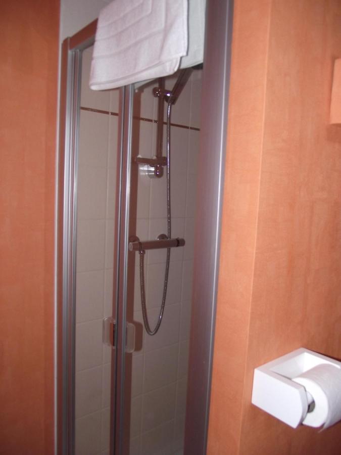 Bed and Breakfast Acaba D'Entrar Le Caylar Zewnętrze zdjęcie