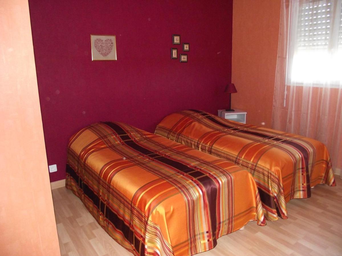 Bed and Breakfast Acaba D'Entrar Le Caylar Zewnętrze zdjęcie